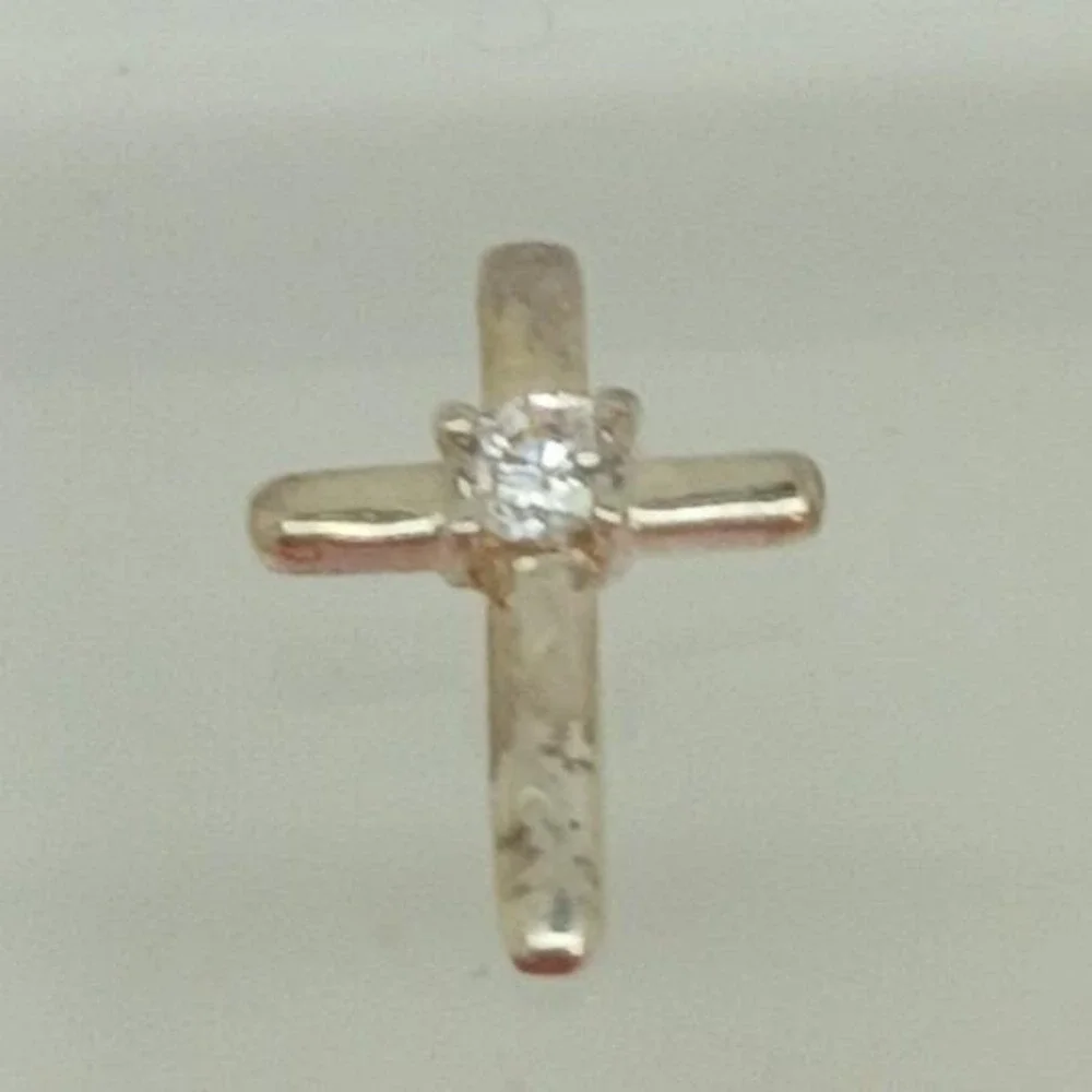 Sterling Silver 925 Cross Pendant Round Cubic Zirconia Religious Charm 0.75 Inch